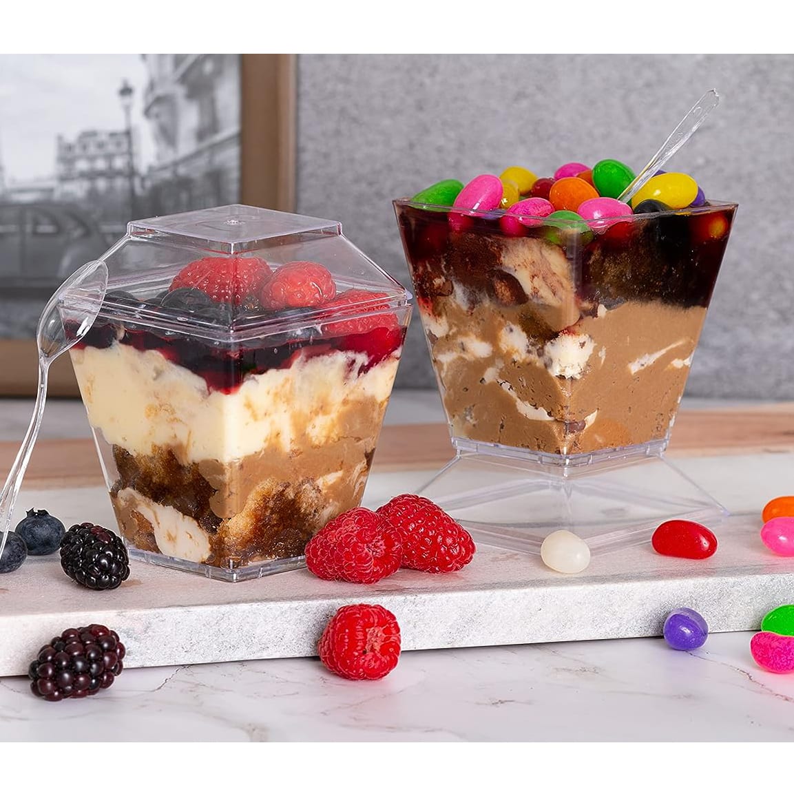 Vaso Acrílico Cuadrado con Tapa 220 ml. 10 Unidades5