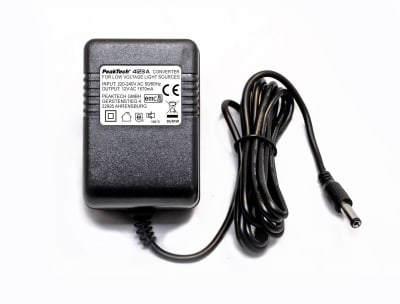 CONVERTIDOR PARA FUENTES DE LUZ DE BAJO VOLTAJE 12V AC/AC (P4123 A)1