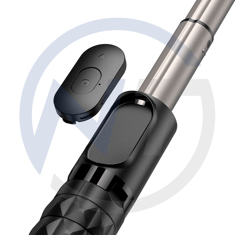 PALO/TRIPODE SELFIE STICK MCDODO CON LUZ Y DISPARADOR BLUETOOH (SS-1781)9