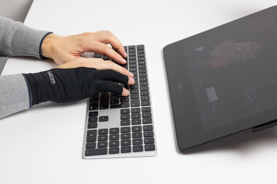 GUANTE PARA DIBUJO WACOM GLOVE 3 UND (ACK4472502Z)4
