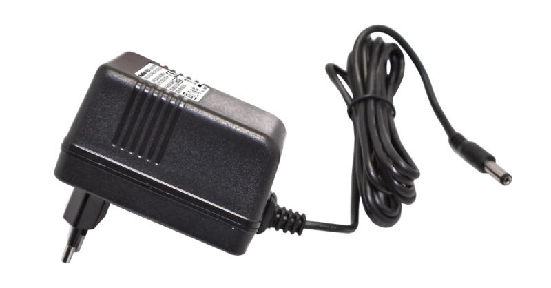 CONVERTIDOR PARA FUENTES DE LUZ DE BAJO VOLTAJE 12V AC/AC (P4123 A)2