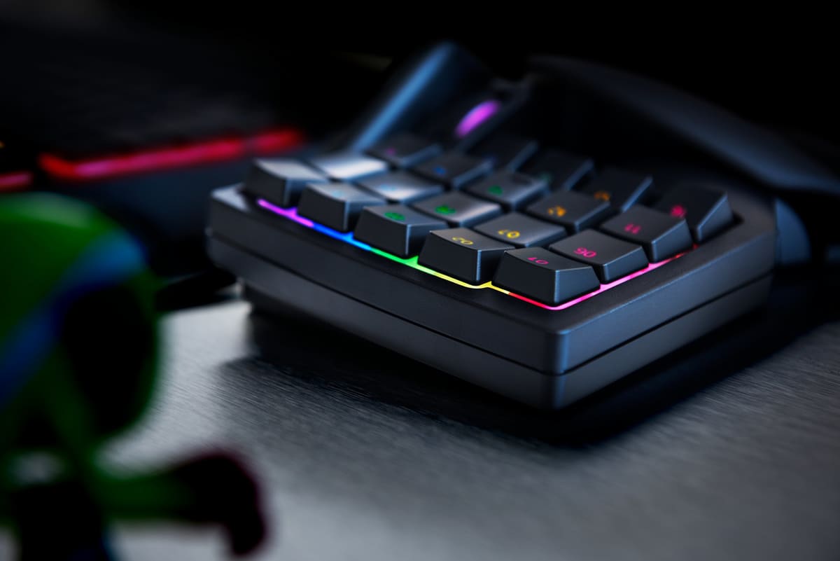 TECLADO RAZER TARTARUS V2 CHROMA BLACK (RZ07-02270100-R3U1) (NT8)3