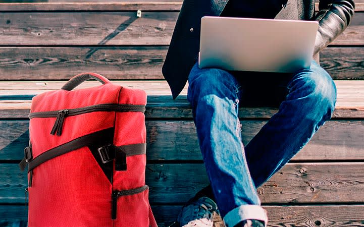 MOCHILA XTECH THACHER ROJO 15.6'' (XTB-215)1