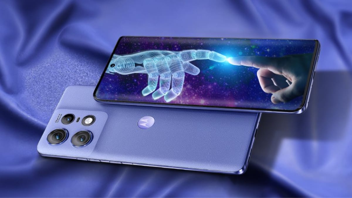 CELULAR MOTOROLA EDGE 50 PRO MORADO PB1J0069PE (NT3)1