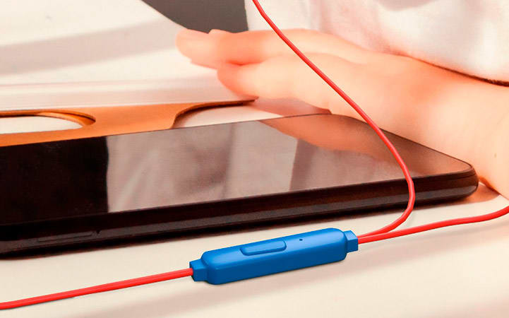 AUDIFONOS CON MICROFONO EDICIÓN CAPITANA MARVEL (XTE-M100CM)4