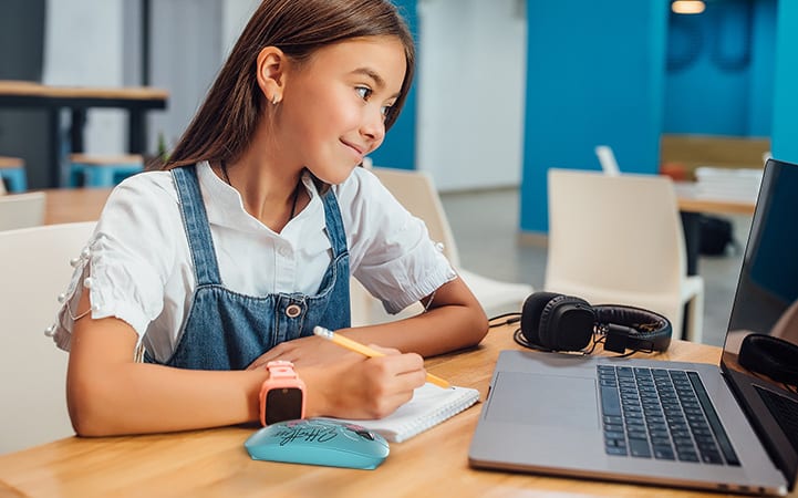 MOUSE INALAMBRICO XTECH EDICIÓN MINNIE MOUSE (XTM-D340MM)4