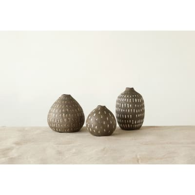 Florero terra puntos blancos