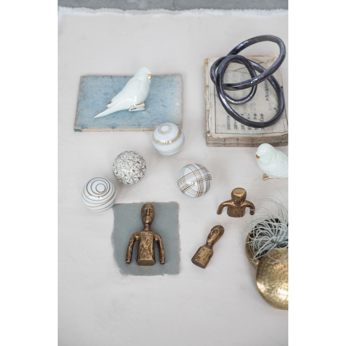 Caja dorada con tapa4