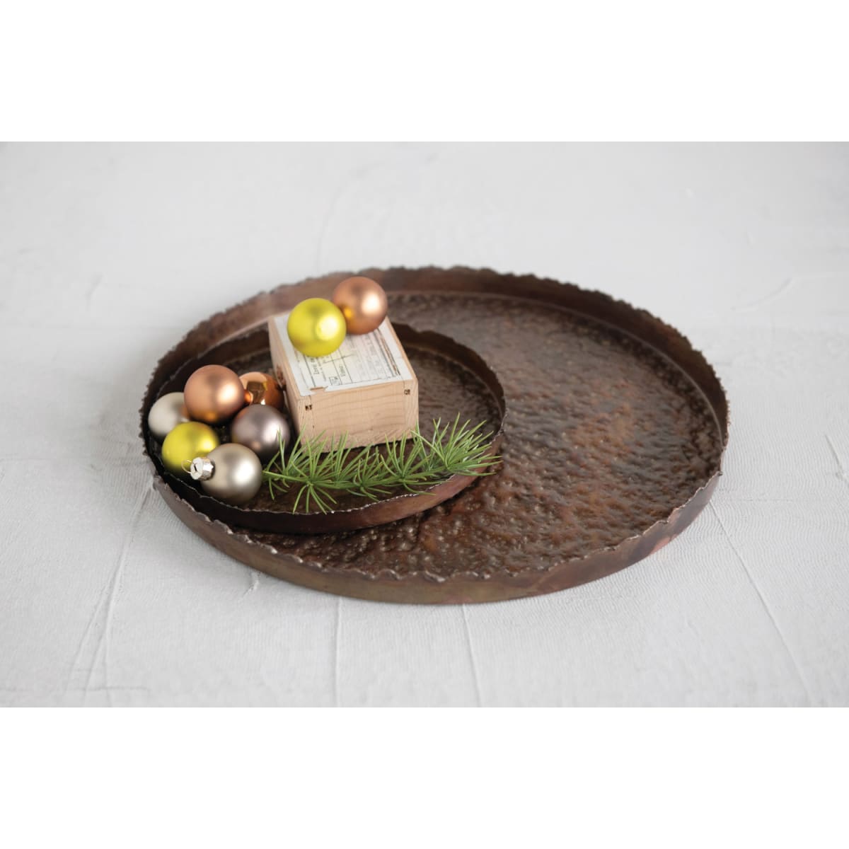 Bandeja redonda efecto martillado1