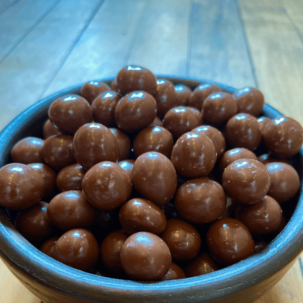AVELLANAS CON CHOCOLATE 100G1