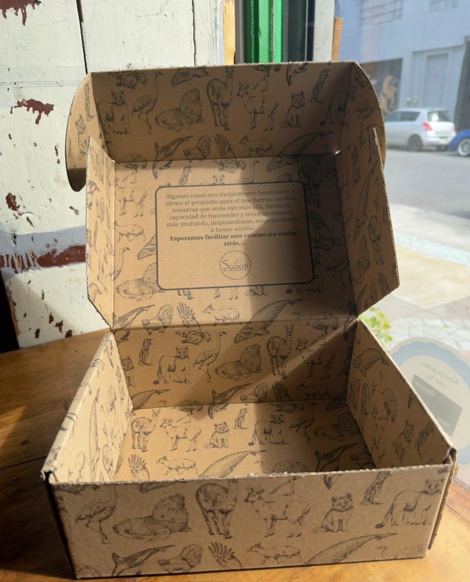 CAJA DE REGALO FLORA Y FAUNA2