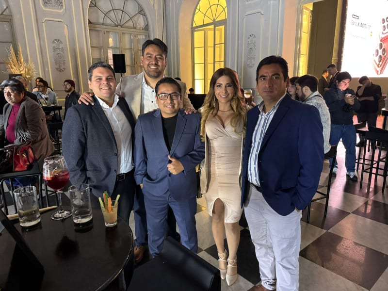 Rodalexia Marca Presencia en el Lanzamiento Oficial del Xiaomi 15T y 15T Pro en Perú