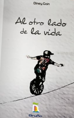 AL OTRO LADO DE LA VIDA - OLNEY GOIN