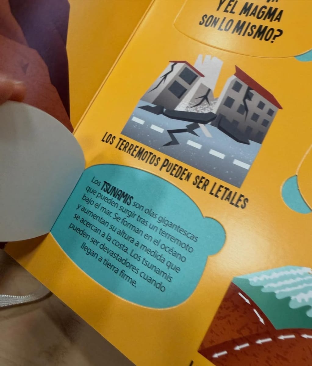 LA TIERRA LINTERNA MÁGICA6