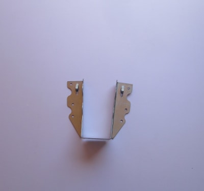 SOPORTE VIGA CEPILLADA 2X4 SST