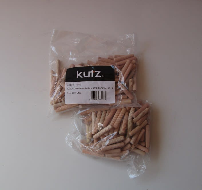 TARUGO MADERA 8MM BOLSA 100 UN1