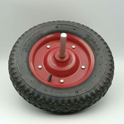 RUEDA DE CARRETILLA ROJA. 5 PERNOS. CON RODAMIENTOS. EJE CON GOLILLA SOLDADA. NEUMATICO 350 X 80 4P1