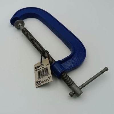 PRENSAS TIPO PULGADASC PULGADAS DE USO GENERAL 8 PULGADAS / 200 MM., UK1208
