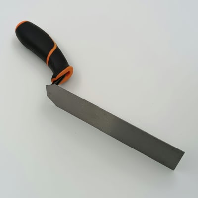 ESPATULA 190 MM. X 50 MM.(7 1/2 X 2) MANGO REFORZADO TACTIX 283065