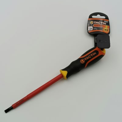 ATORNILLADOR PALETA AISLADO 1000V 7/32X5(5.5 X 125 MM.) TACTIX 205505