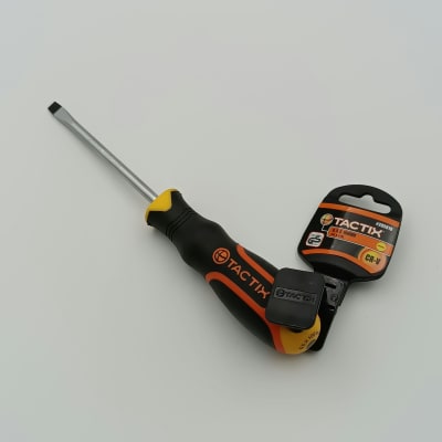 ATORNILLADOR PALETA (CARPINTERO) 1/4 X 4(6.0 X 100 MM.) TACTIX 205010