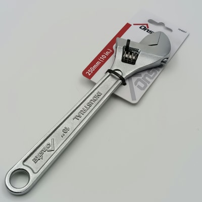 LLAVE AJUSTABLE (FRANCESA) 10(250 MM.) CROMADA ONSITE 704007