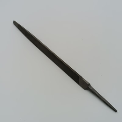 LIMA TRIANGULAR REGULAR 10 PULGADAS , NICHOLSON 13930