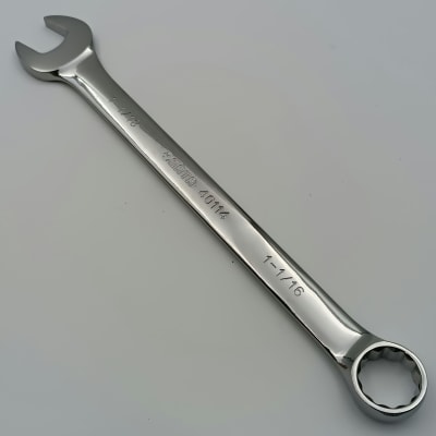 LLAVE COMBINADA PLANA (PULIDA) 1.1/16 . SATA 40414