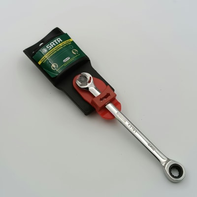 LLAVE COMBINADA CON CRIQUE Y FIJA CON SISTEMA RAPIDO 5/16 . SATA 431011