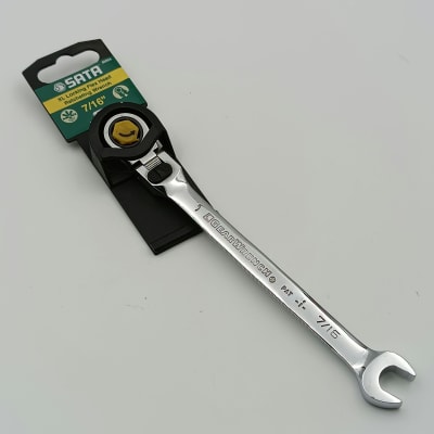 LLAVE COMBINADA CON CRIQUE CABEZA FLEX CON TRABA 7/16 SATA, 469041