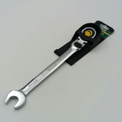 LLAVE COMBINADA CON CRIQUE CABEZA FLEX CON TRABA 20MM SAT-468131