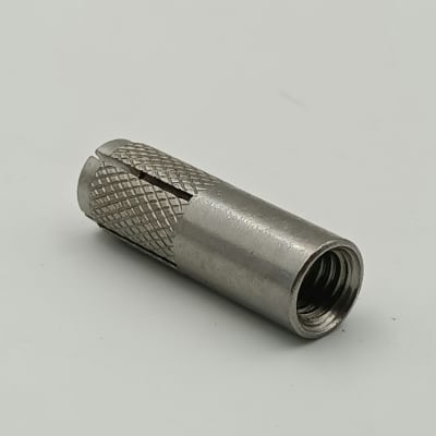 TACO DE ANCLAJE AISI 304 5/8-11 X 7/8 X 2 1/2
