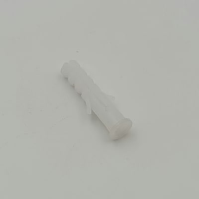 TARUGO DE PLASTICO 6 X 30 MM.