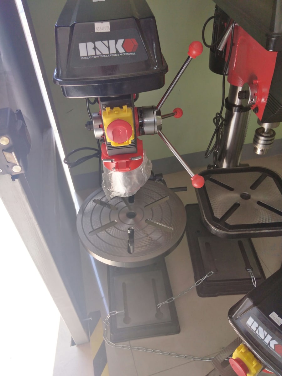 TALADRO SOBREMESA RNK CAP. MANDRIL 16 MM. (5/8) 450W. ZJQ41162