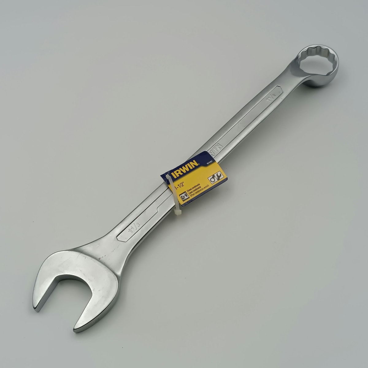 LLAVE PUNTA CORONA ACODADA 1 1/2 PULGADAS IRWIN 1879167 0