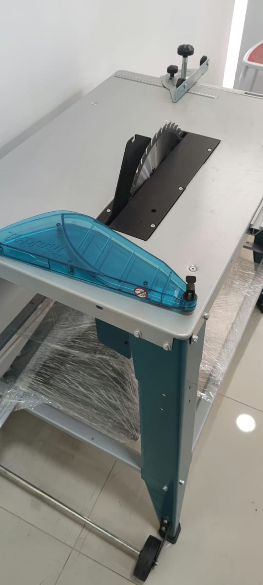 SIERRA DE BANCO 315 MM. 2.000 W. CAPACIDAD DE CORTE 85 MM. - 2712. MAKITA.2