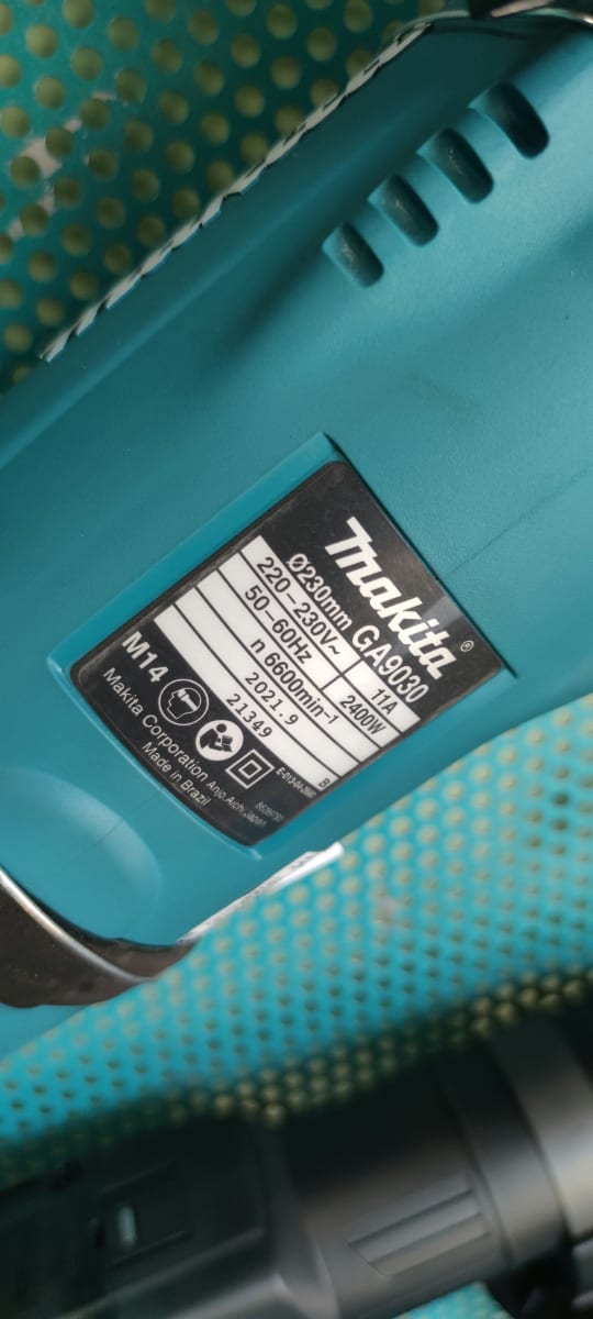 ESMERIL ANGULAR 9 230 MM. 2.400 W. 6.600 RPM. 6.3 KG. - GA9030. MAKITA.3