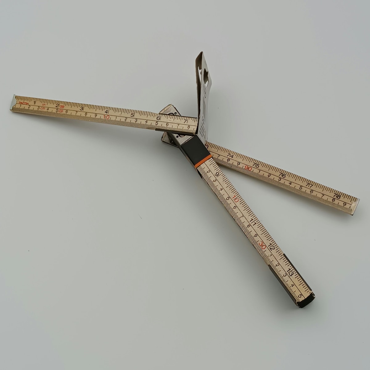 METRO MADERA CON 10 VARILLAS TACTIX 2392432