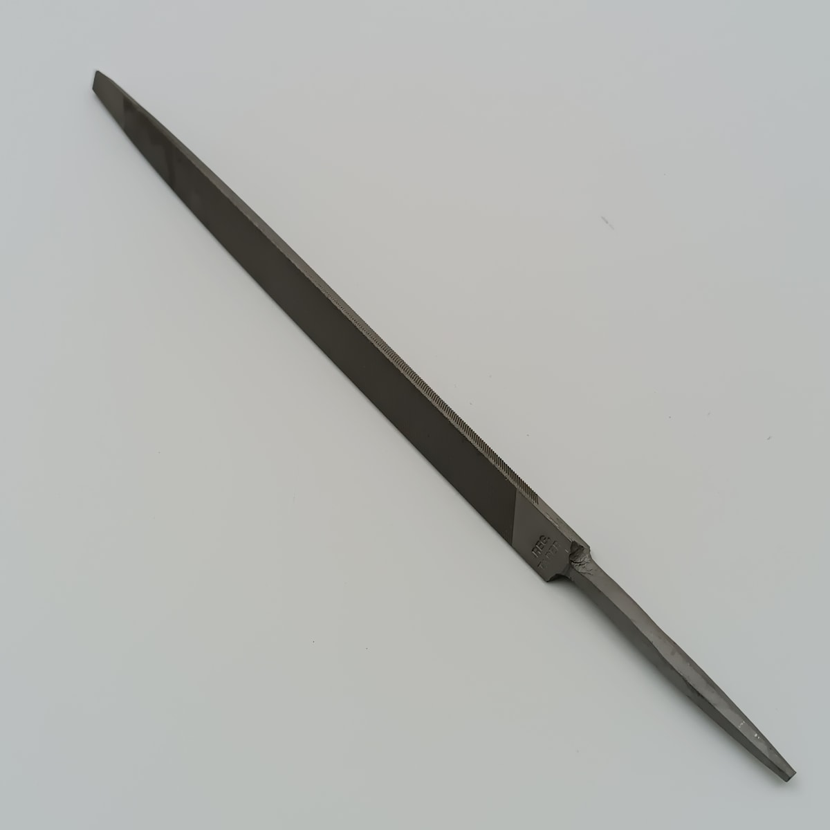 LIMA TRIANGULAR REGULAR 8 PULGADAS , NICHOLSON 13875 0