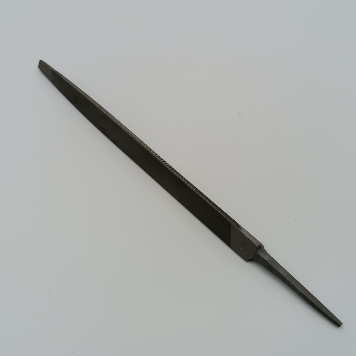 LIMA TRIANGULAR REGULAR 10 PULGADAS , NICHOLSON 13930 0