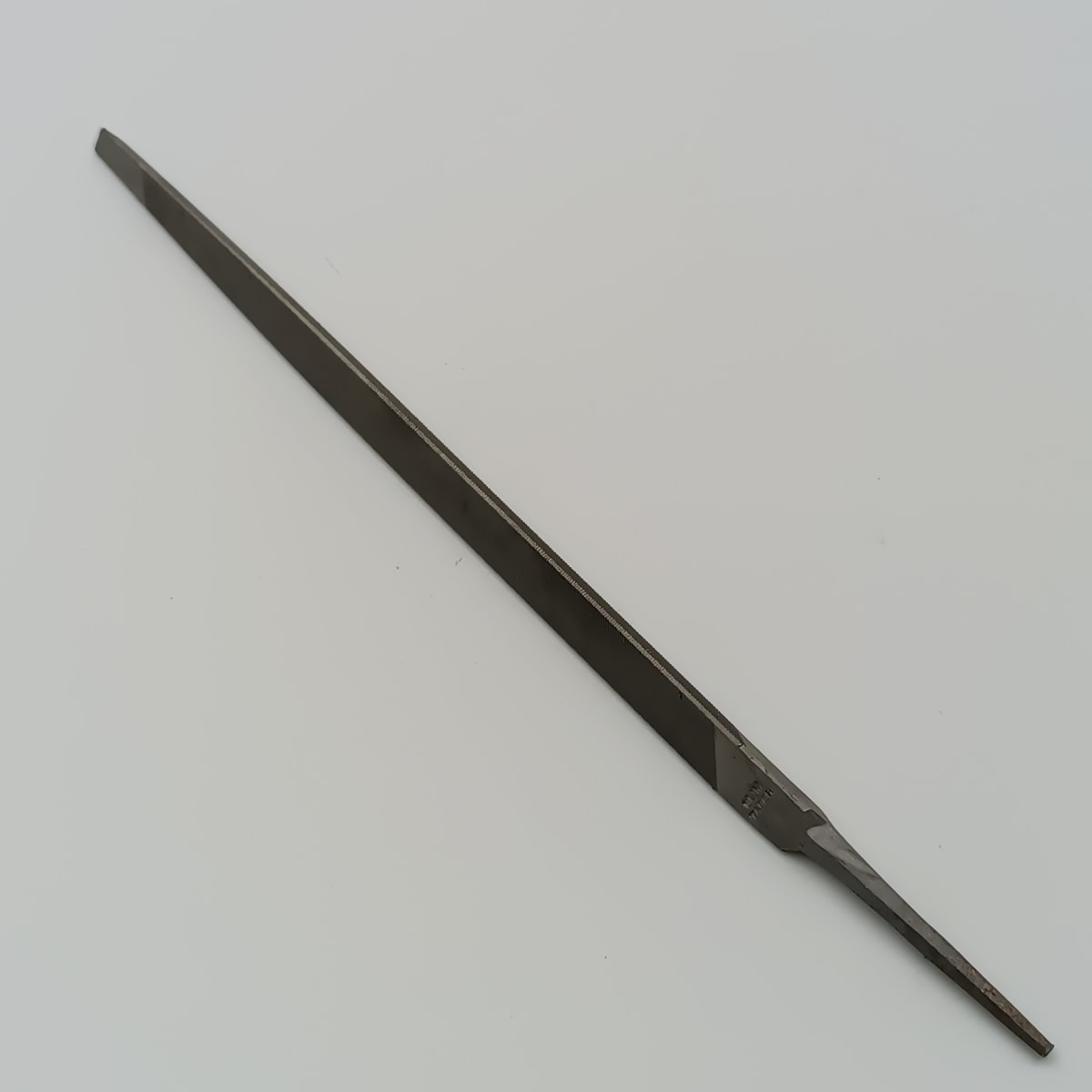 LIMA TRIANGULAR DELGADA 7 PULGADAS (Slim Taper), NICHOLSON 142552