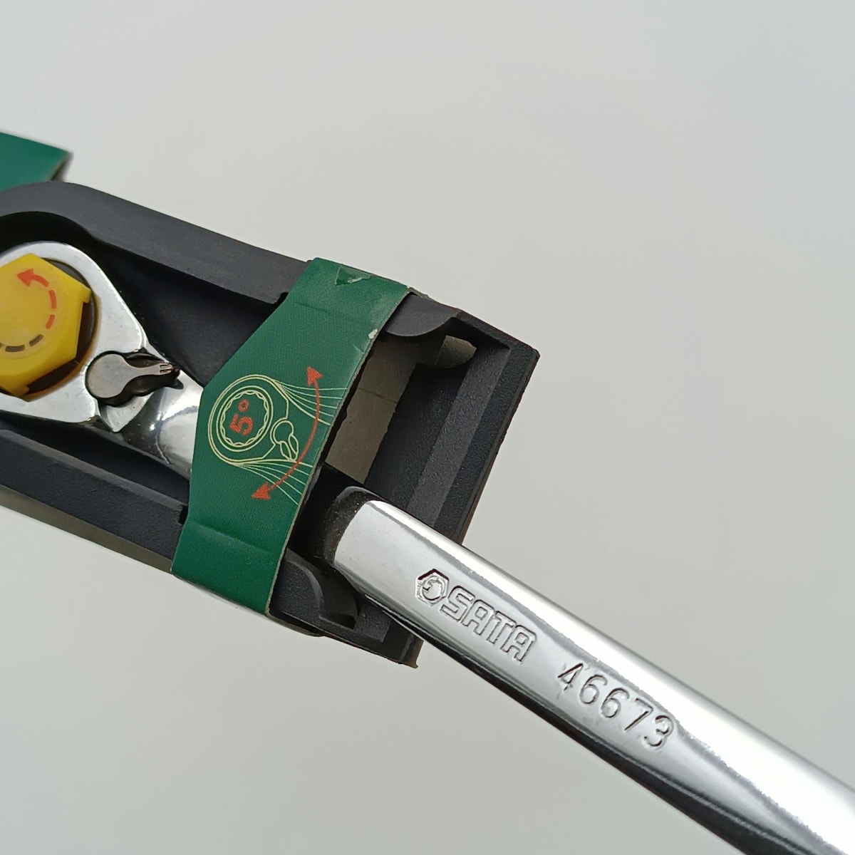 LLAVE COMBINADA CRIQUE REVERSIBLE 3/8, 46673 SATA2