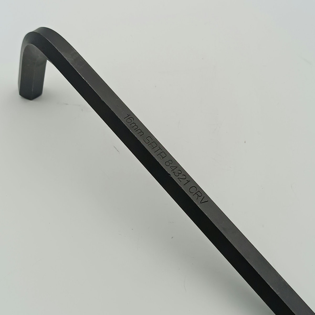 LLAVE HEXAGONAL FOSFATIZADA (NEGRO) 16MM SAT-843212