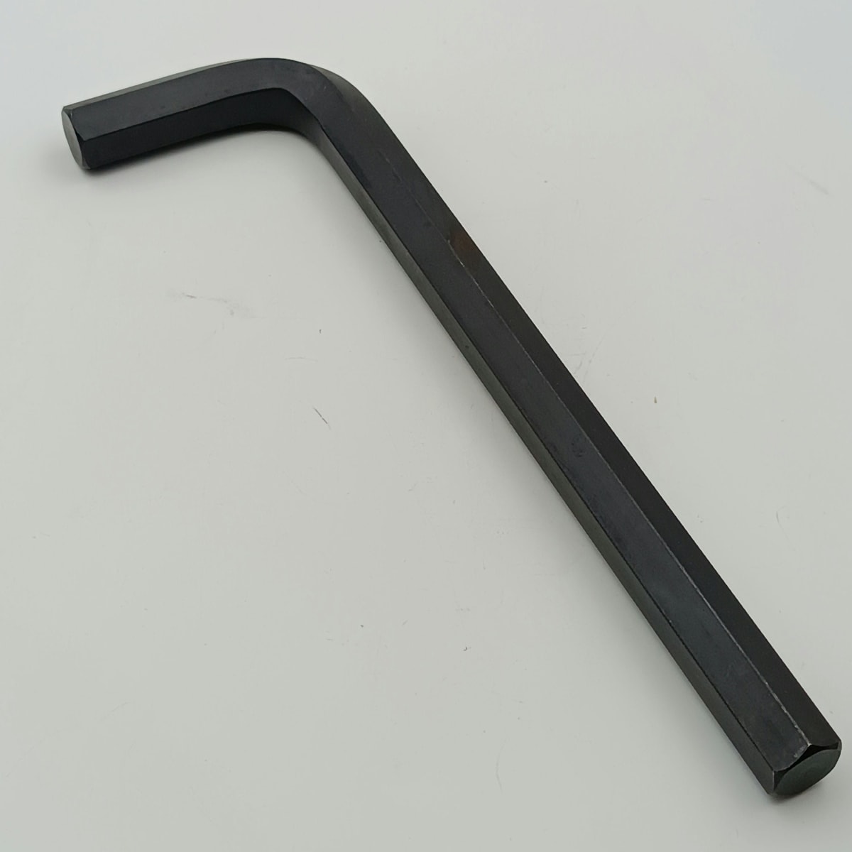 LLAVE HEXAGONAL FOSFATIZADA (NEGRO) 17MM SAT-84323 0