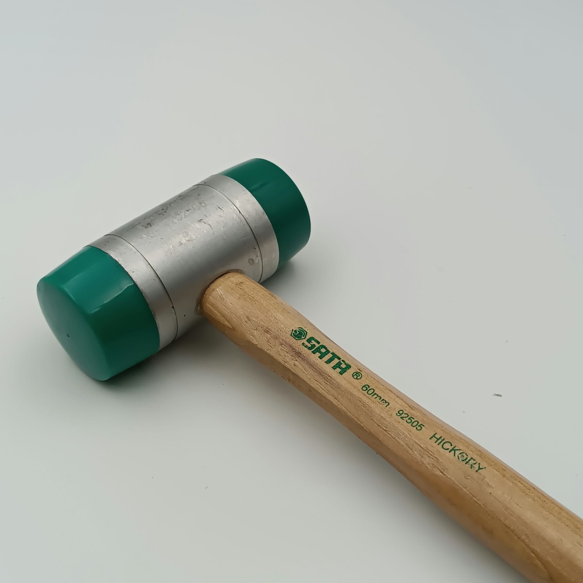 MARTILLO DE TERMINACIÓN (CABEZA PLASTICA 60 MM) 1.71 LIBRA / 27.44 OZ / 778G - L=385MM, 92505 0