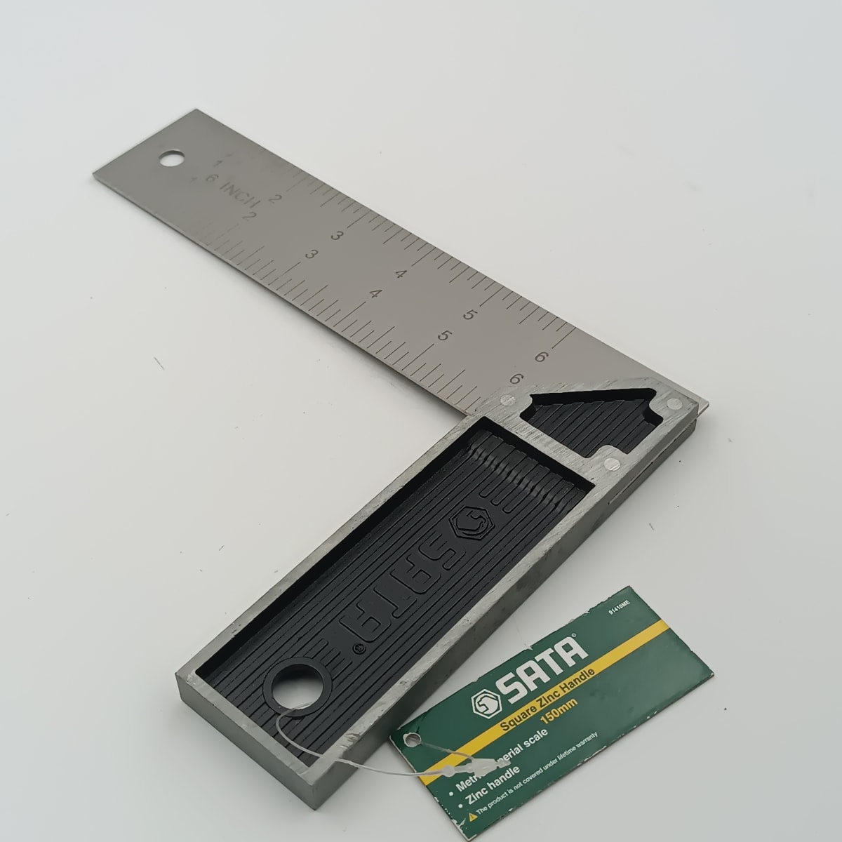 ESCUADRO DE ACERO INOX - MANGO RECUBIERTO CON GOMA 150mm2