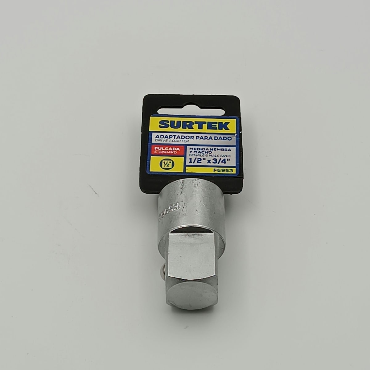 ADAPTADOR DE Ø 1/2 HEMBRA X Ø 3/4MACHO. -F5953-SURTEK-59.2