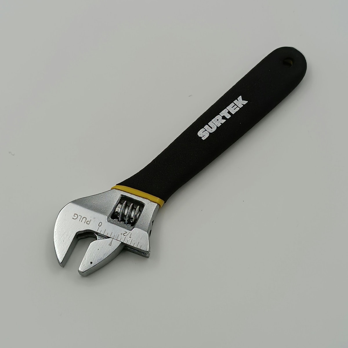 LLAVE AJUSTABLE CROMADA CON GRIP 6 506P - SURTEK- 0