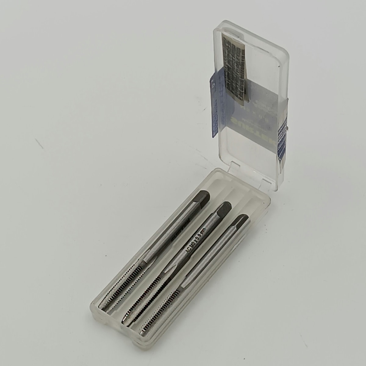 JUEGO DE TRES MACHOS ACERO AL CARBONO MILIMETRICO M5 X 0.8. -123861-SURTEK-98.2