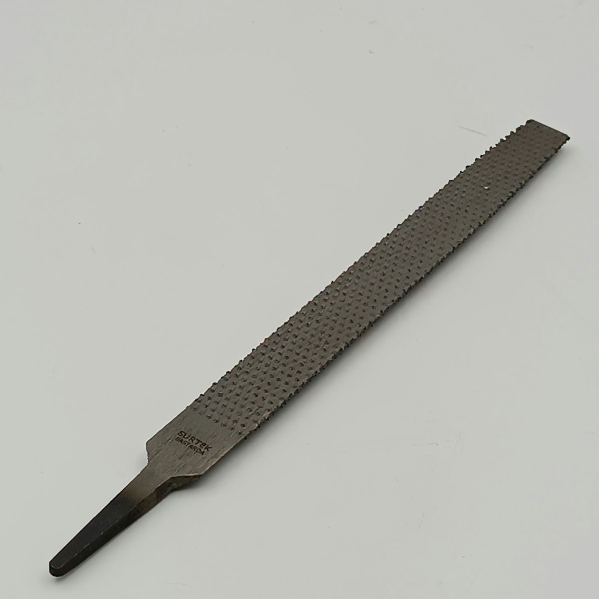 LIMA ESCOFINA MEDIA CAÑA BASTARDA 120392. SURTEK 853